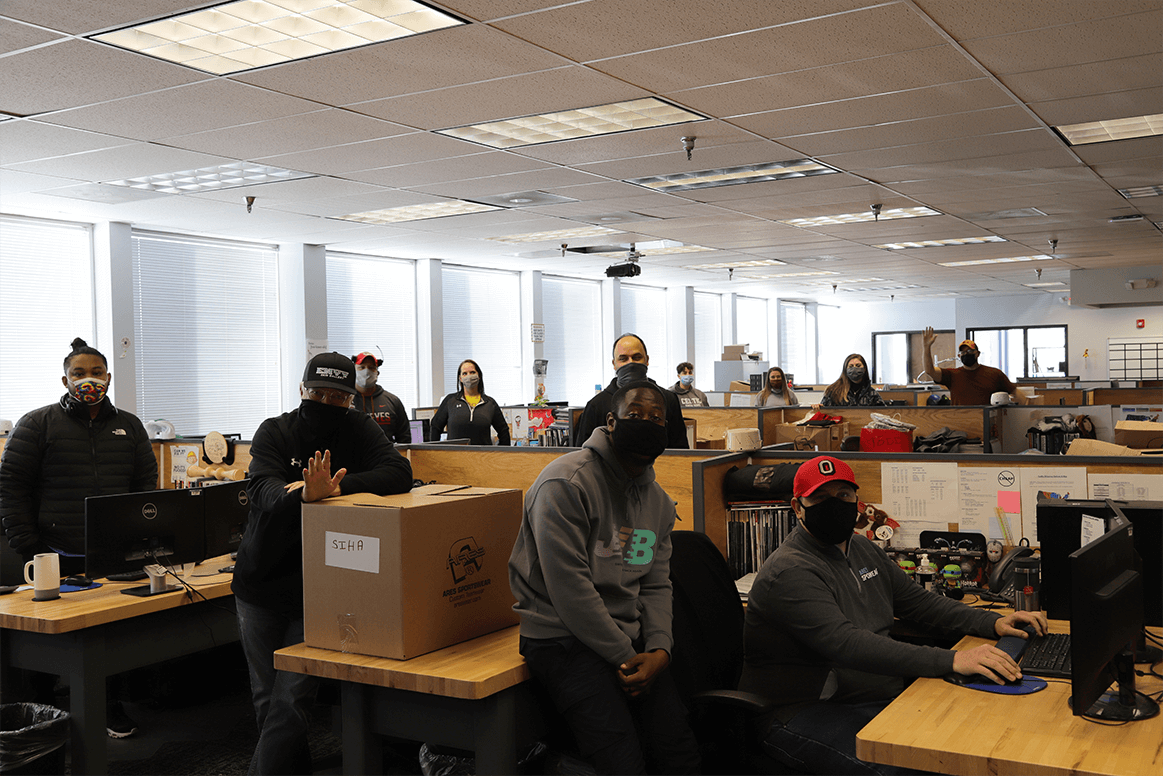 ARES Sportswear Holiday