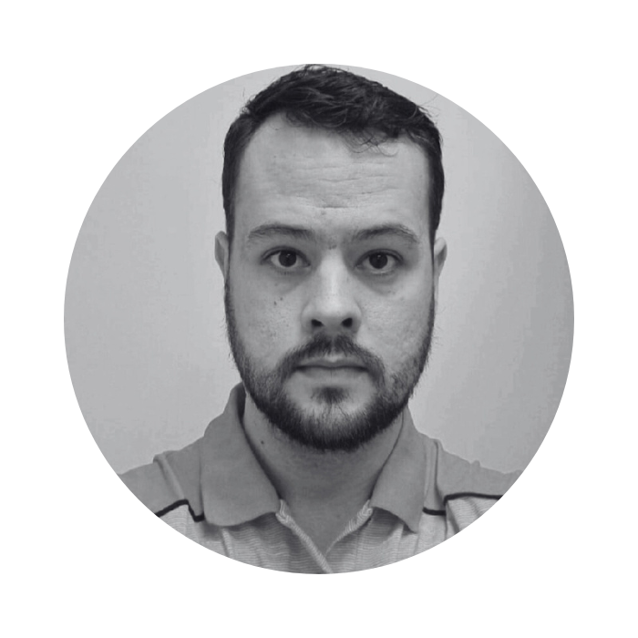 Foto em preto e branco do palestrante Bruno Miguel.