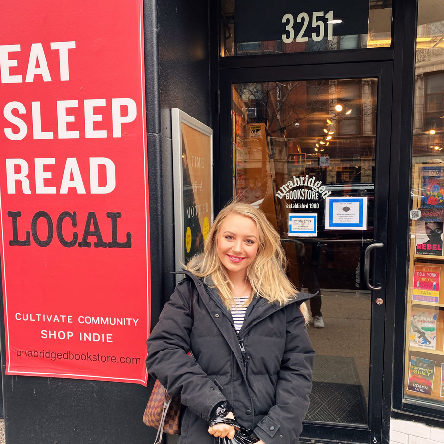 Jeneva Rose at Unabridged Bookstore