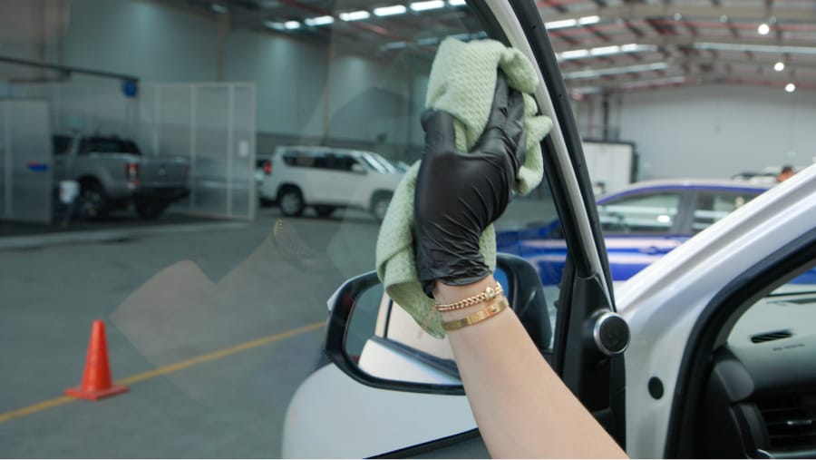 How to clean your car like a pro Carma