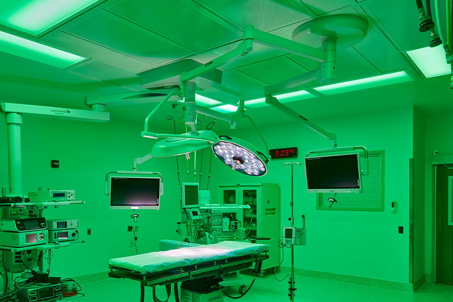 MedMaster M4SEDI-Green fixtures installed in operating rom