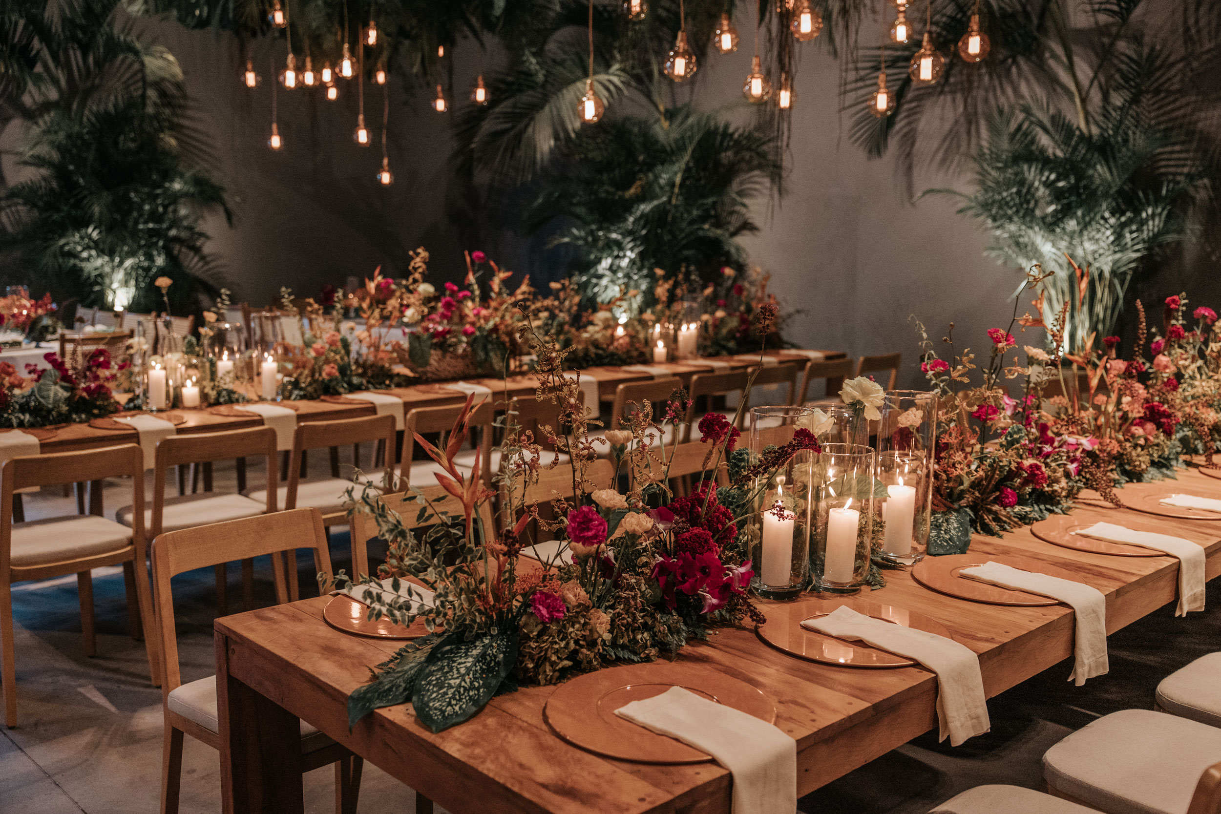 Recepção de casamento no salão do EXC Rio